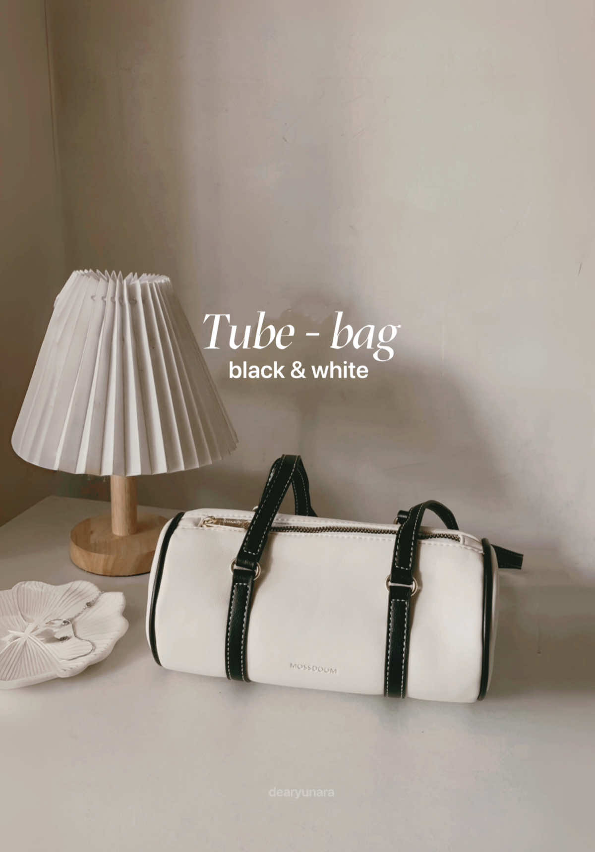 ೀ⋆｡tube bag˖꩜ #mossdoom #blackandwhite #shoulderbag  