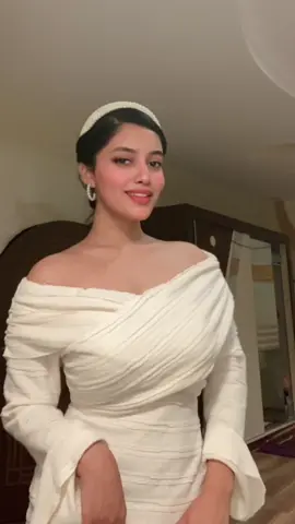 التناقض بين الفيد ذا والي قبله مو طبيعي هههههههههههههههههههههههههههههههههههههههههههههههههههههههههههههههههههههههههههههههه #اكسبلورexplore #foryou #tiktok #fyp 