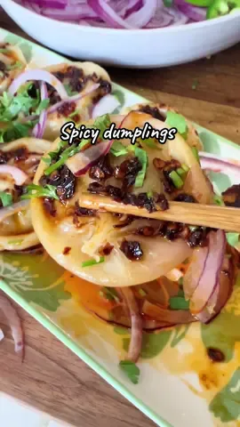 #dumpling #spicydumplings #chilioil #fyp #fyppppppppppppppppppppppp 
