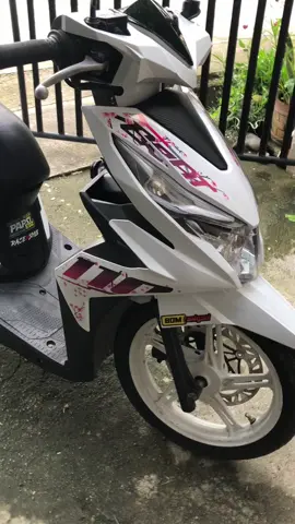 Sakura decals pogiiiii🥵 #fyp #indoconcept🇮🇩 #hondabeat #trending #foryou 