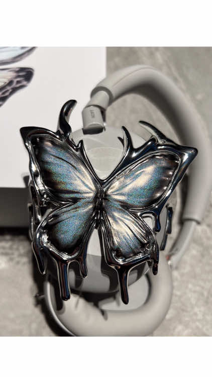 Giving my Sony headphones a fresh outfit🦋 #Sonyheadphones #wh1000xm6 #cybercore #fairycore #y2kaesthetic #accessories #originaldesign #fyp 