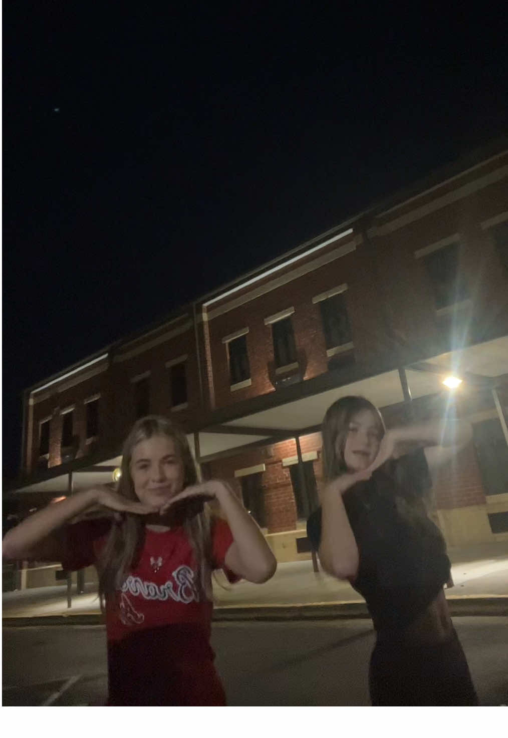 #fyp #fypシ #like #makemeviral #makemefamous #hailey #fitcheck #stella #dancetok #dance 