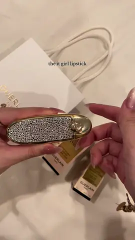 personalized to every last detail 🩶 #guerlain #guerlainlipstick #itgirl #itgirllipstick #itgirllippie #foryou #foryoupage 