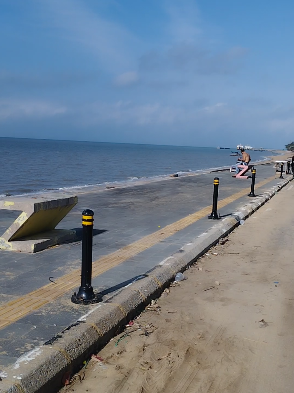 Hari ini begitu cerah ☀️ #gowessepeda #mtb 