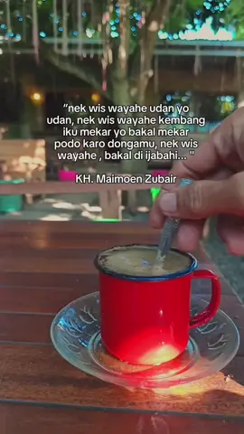 siang lurr..  #janganlupabahagia #janganlupangopi #kopag #kopipagi #ngopipagi #ngopag #pati #angkringanjoss #kopiangkringanjoss #warungkopi #warkop #kopi #ngopisore #kopihitam #storykopi #storyngopi #storywa #storytime #storywhatsapp #storywakeren 