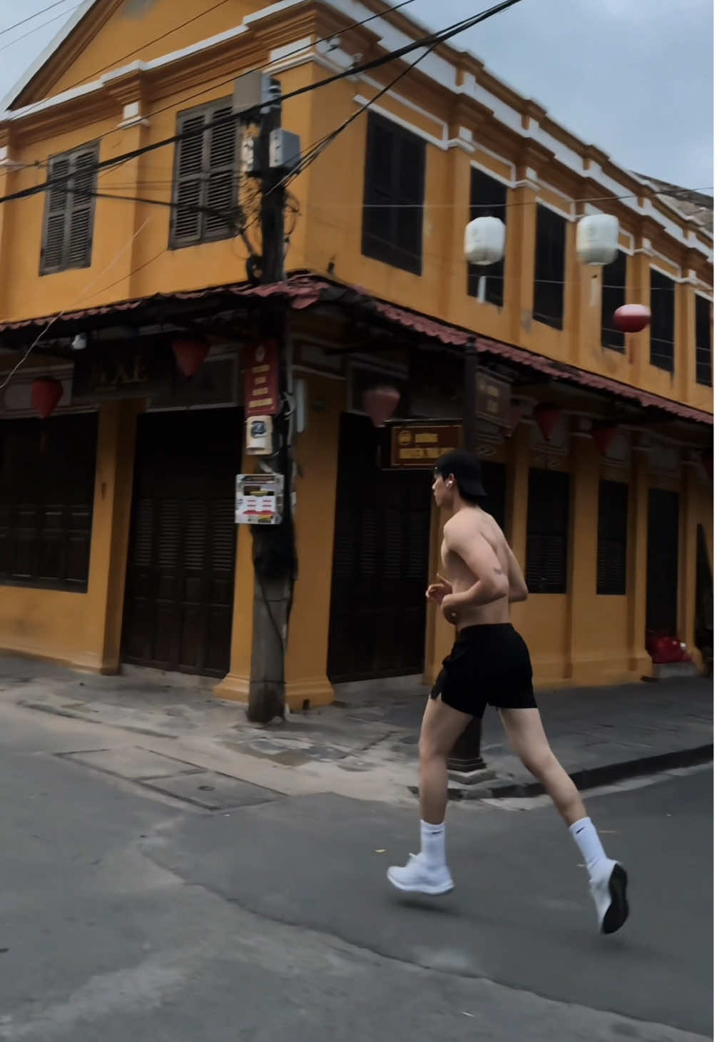 Anh đã không biết cách yêu em 😔#chaybo #xuhuong #traicao #fypシ #Anh