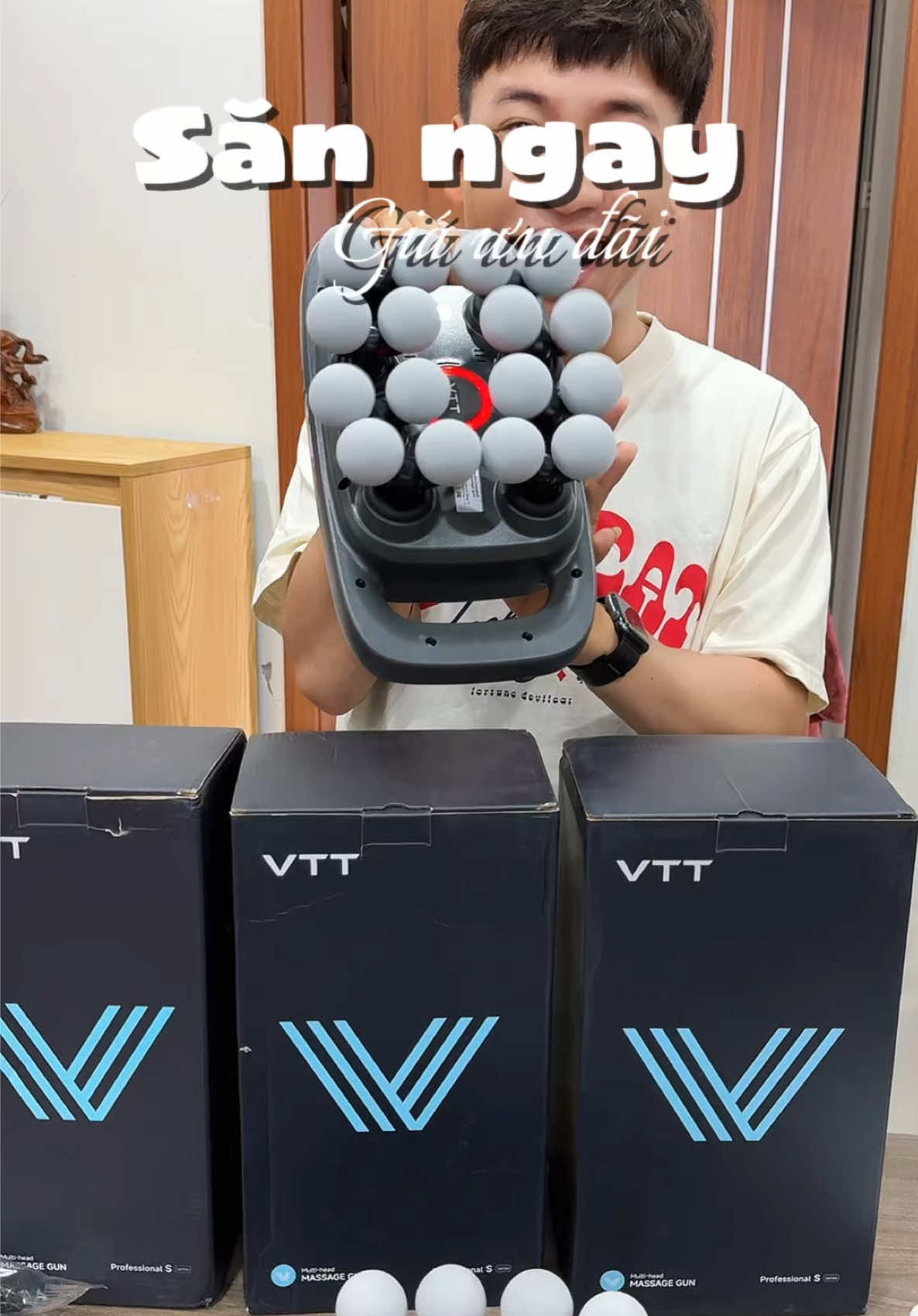 Đang đợi thì đặt ngay #haohomhinh #maymassage 