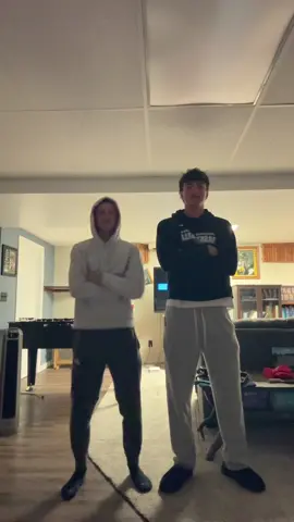 @Sam Hans #shakebodydancer #football #fyp #dance #shakebody 