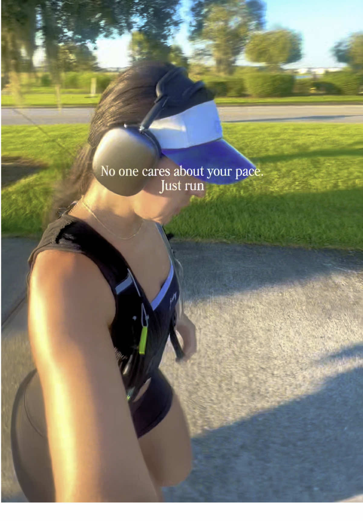 Socialistas Run Club in Lake Nona Every Sunday 7pm #lakenona #orlandoflorida #runclub #Running #Runway #runforyourlife #health #wellnessjourney #fitnessmotivation 