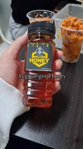 Organic honey ba hanap mo?  #wellbee #honey #honeybee #honeycomb #organichoney #honeybee_1_honeybee #acidic #acidreflux #gerd #healthylifestyle #trending #viral #fyp 