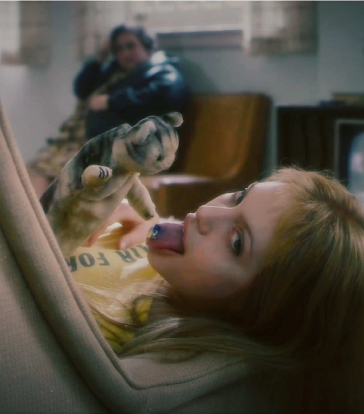 Mindfulness is key. (Girl interrupted, 1999)  #girlinterrupted #1999 #susannakaysen #lisarowe  #angelinajolie #fypsounds #fyp 