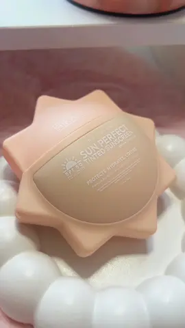 Skincare + Sunscreen in one. Hikari Tinted Sunscreen #sunscreenviral #sunscreen #skincare 
