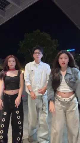 tam ka sài gòn tiếp chiêu | dc: @Nhật Minh @hoa xù✩ @Chí Hiểnn | @Bunnie 🐰 @Phương Võ 