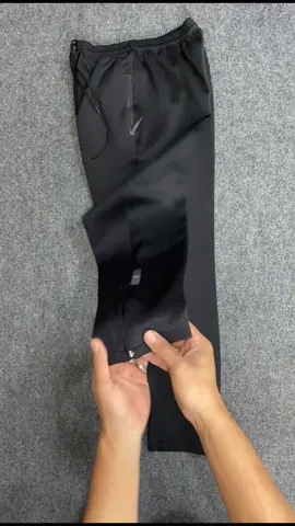 Celana training gym resleting kaki #celanatraining #celanagym #celanarunning #celanaolahraga #celanajogger #celanasport 