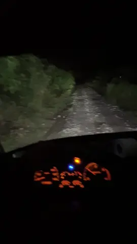 🗣️🤍🙇🏻‍♂️