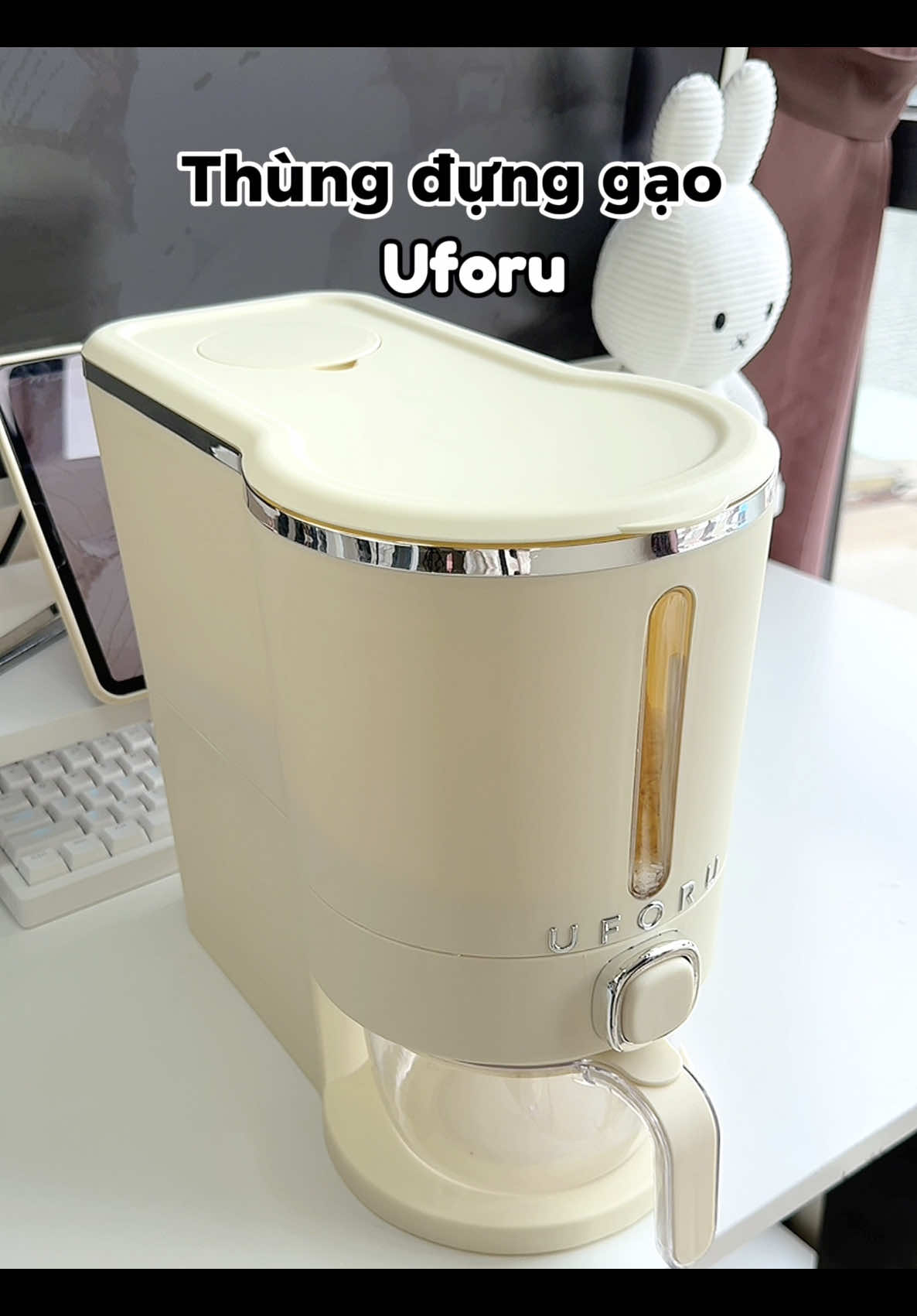 Có thùng đựng gạo này tiện lắm mn ơi, vừa giữ được gạo sạch sẽ, an toàn mà màu lại dễ phối với không gian bếp nữaaa ✨🤩 #thungdunggao #thungdunggaothongminh #giadungtienich #viral #review 