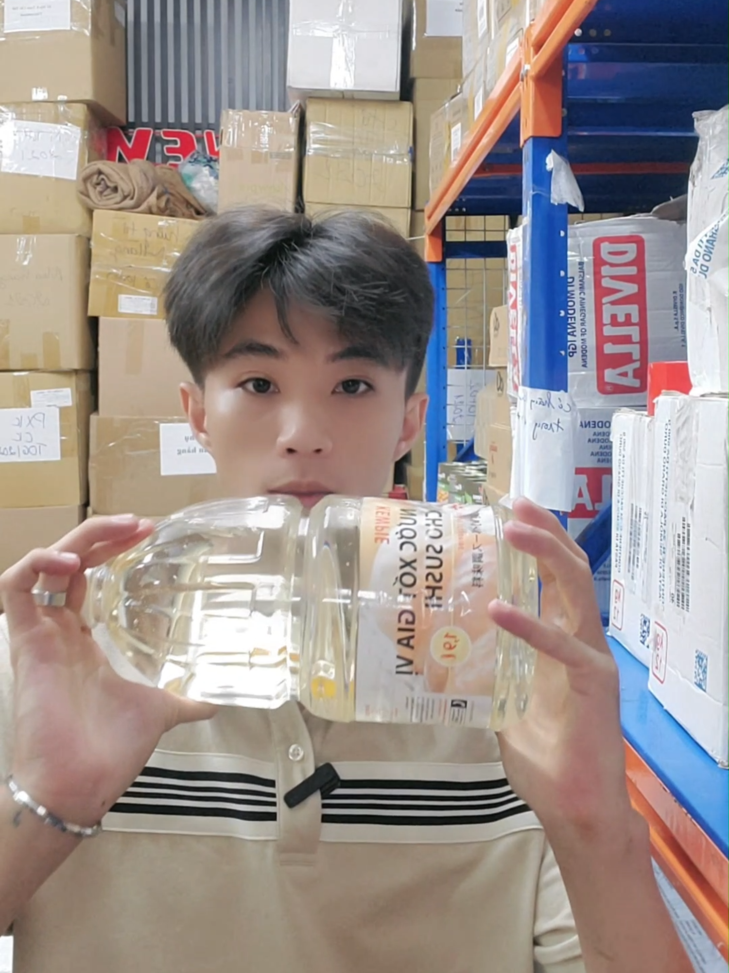 Nước Xốt Gia Vị Sushi Cho Nhà Hàng Nhật Hoặc Nấu Cơm Tại Nhà Cũng Đẹp Ngon Không Kém #huynhhuyhoa #fooddaily #2redfood #KEwpie inbox @2redfood để nhận các sản phẩmm baoss gias thungf