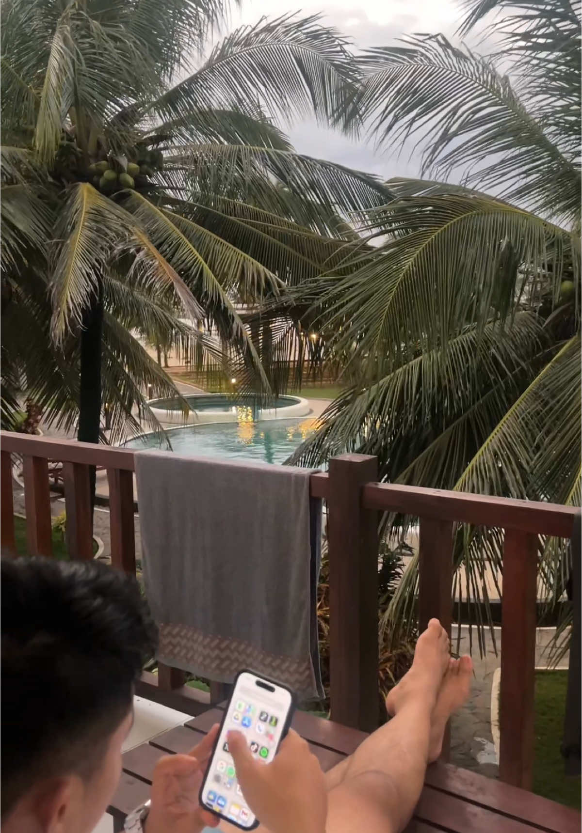 Pantai dadakan #minivlog #dump #foryou #pantai #ujunggenteng #xybca #fyp #jodiin 