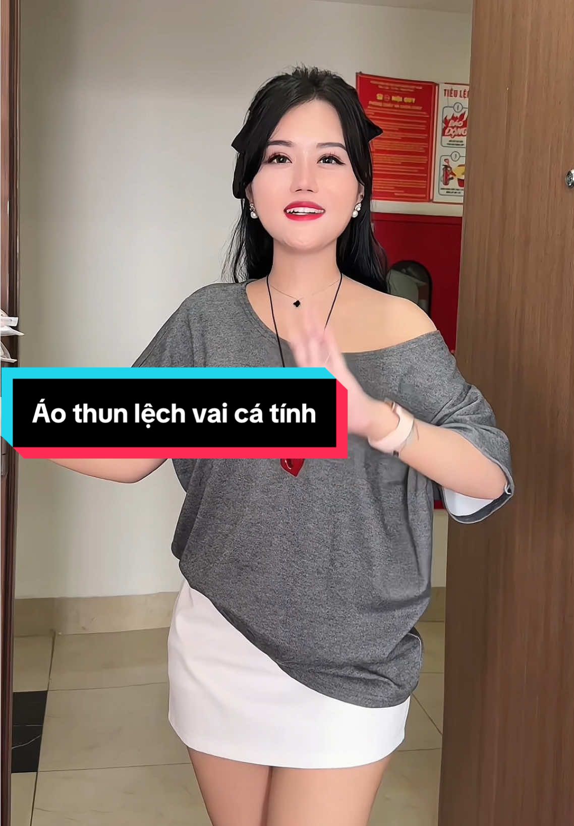 Áo cánh dơi lệch vai cá tính #aocanhdoi #aolechvai #aotrevai #aokieu #aodep #aoxinh  #thoitrang #fashion #fypシ #xuhuong #trending #viral #hienhoidieu 