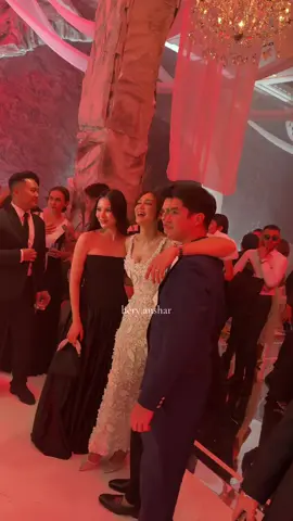 Kehadiran Al dan Istri di resepsi Luna & Maxim semalam 😍 #lunamaya #lunamaxime #fyp #tiktok 