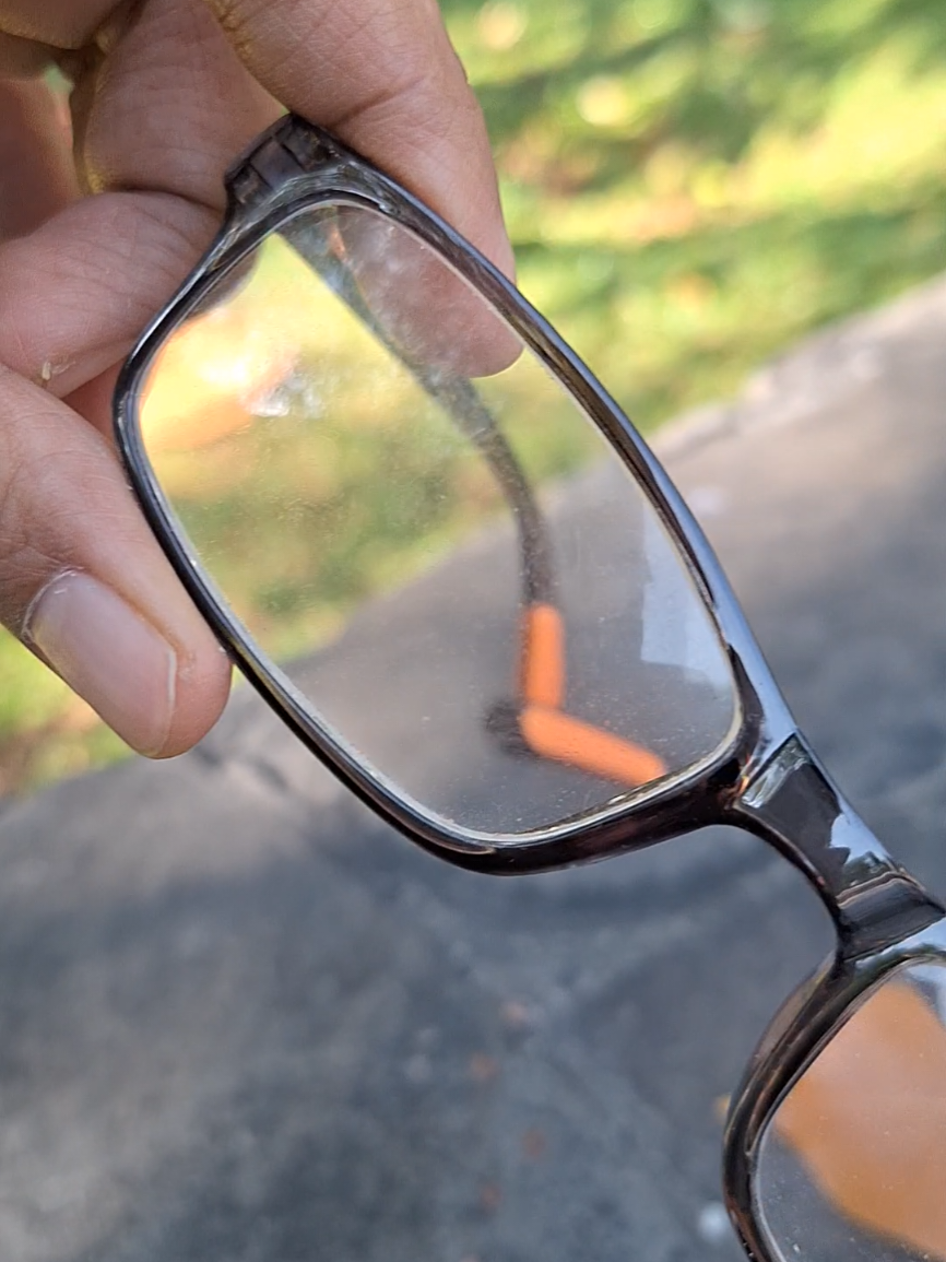 kacamata Baca lensa kaca ASLI, gagang lentur #murah #viraltiktok #promoguncang1010 #virall #trendingtiktok #wibgajian #wibgajiansale #murahbanget #murahmeriah #rekomendasi #fyp #promo #trending #kacamata #kacamatabaca 