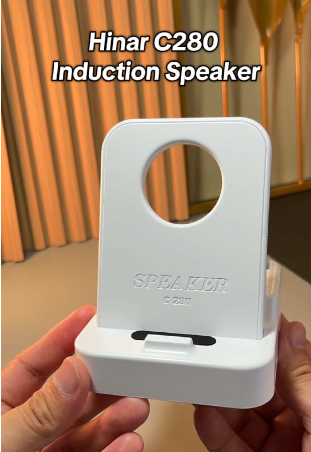 Speaker na no need na ng Bluetooth at Wire para gumana Eto ang Hinar C280 Induction Speaker Papatong mo lang ang Cellphone mo dito.  tutunog na sya! Perfect for Soundtrip at Movie Marathon sa Cellphone mo Makaka chill ka na at Relax gamit ito Rechargeable pa kaya tuloy tuloy mong magaganit Affordable lang kaya Order ka na! #inductionspeaker #techgadget #productreview #smartdevices #musiclover #hinar #wirelessspeaker 