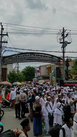 DAWUH KH.AHMAD ASRORI AL ISHAQI#khahmadasrorialishaqy #majlisdzikir #alkhidmah #alkhidmahindonesia #coplercommunity🤘🇲🇱 