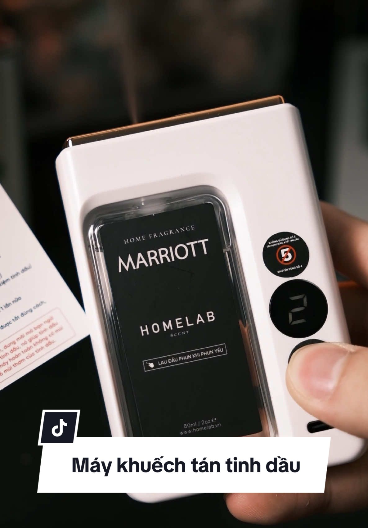 Máy khuếch tán tinh dầu HomeLab, hết pin hết tinh dầu có thể nạp thêm, mà tự động hẹn phun sương nữa nè #ThanhTest #ThanhTestReview #Review #HomeLab #XitThomPhong #TinhDau #TinhDauThomPhong #CuocDuaNhaSangTao 