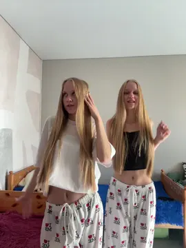 @алиска 
