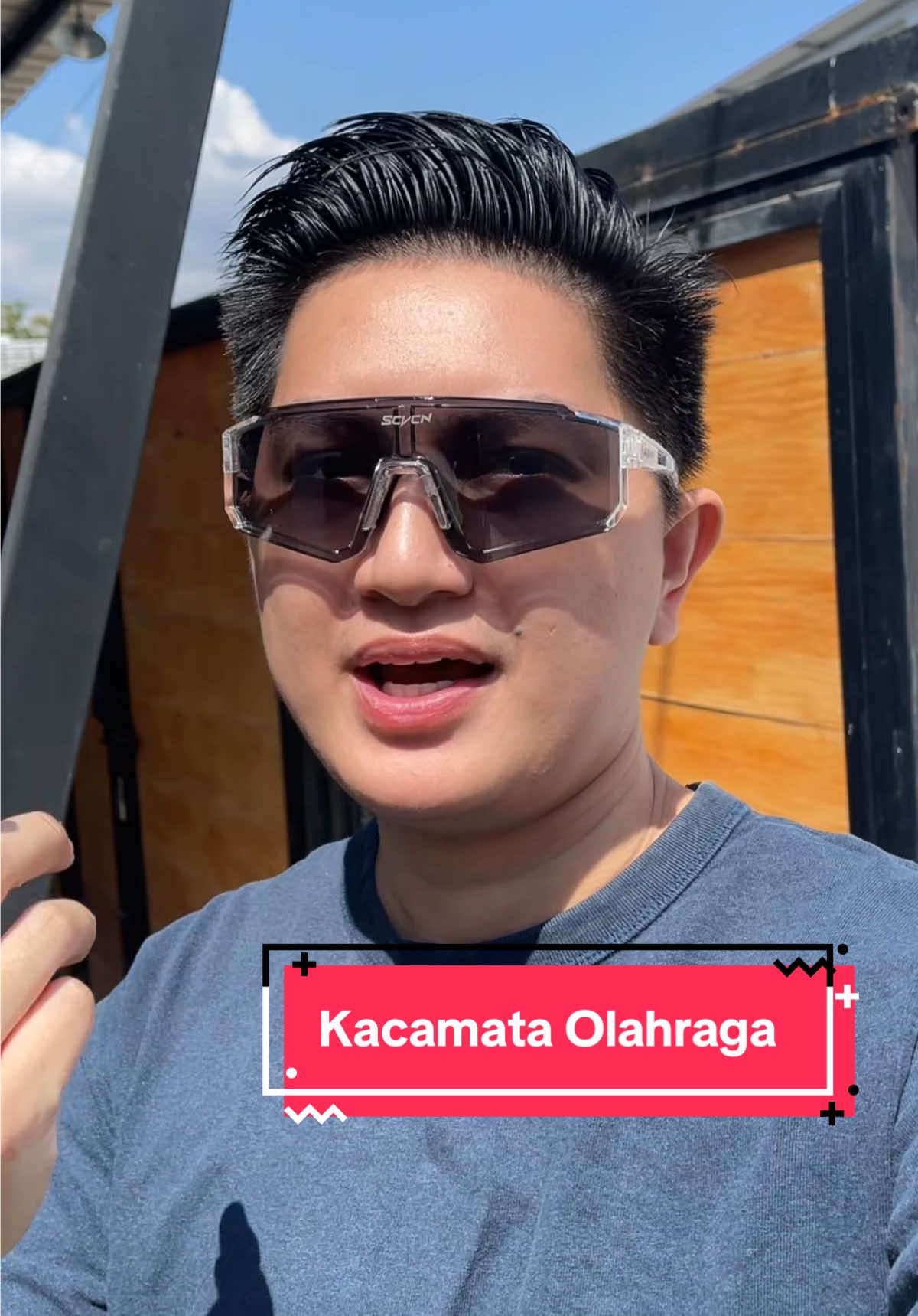 Kacamata olahraga Unisex #kacamata #kacamataolahraga #kacamatamurah #kacamataphotocromic #kacamataantiradiasi #kacamatapria #kacamatahitam #kacamatawanita #kacamatalari #kacamatabersepeda #kacamatajalan 