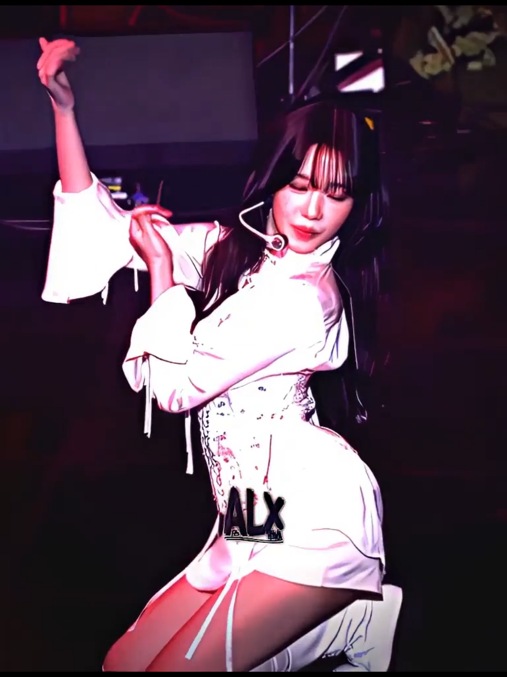 IRELA, Ni se nota que tiene el tobillo lastimado ||  #joyuri #joyurisquidgame #joyuriedit 