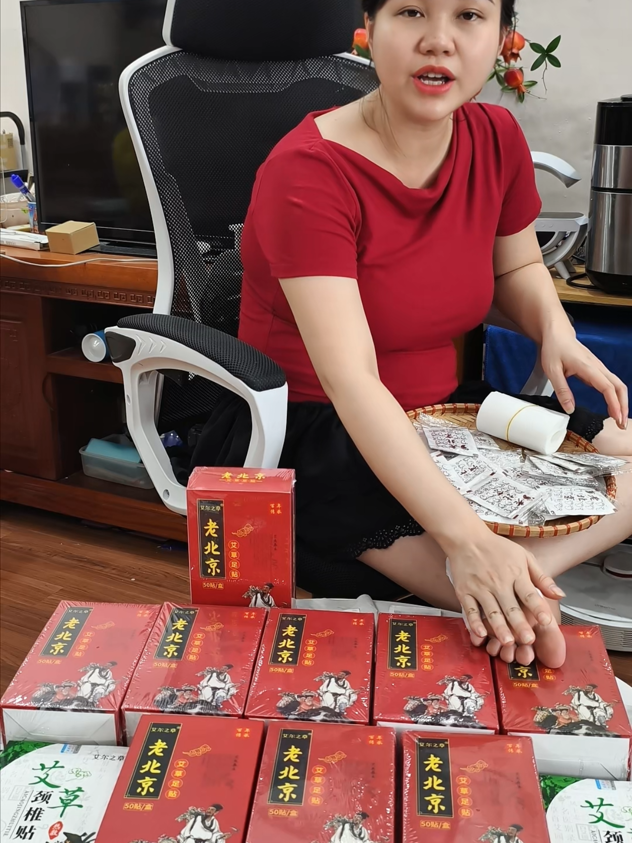 [MUA 5 TẶNG 3] - Combo 5 Hộp Miếng dán chân ngải cứu tặng 3 miếng dán cổ vai gáy #miengdanchanngaicuu #miengdanthaoduoc #chamsocsuckhoe #gocvanphongcuatien 