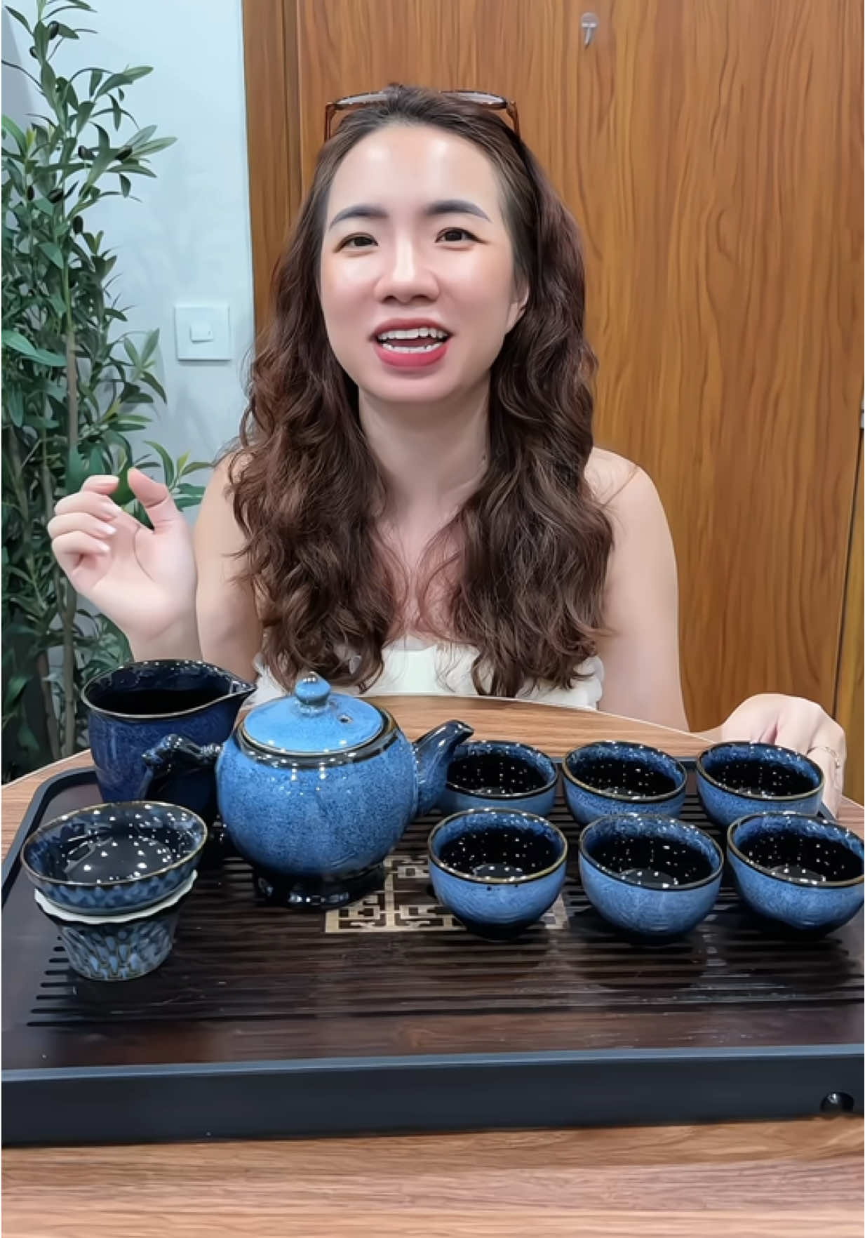 Bộ ấm chén uống trà phong cách sang trọng.. #xuhuong #boamchencaocap #huyenhomhinh365 