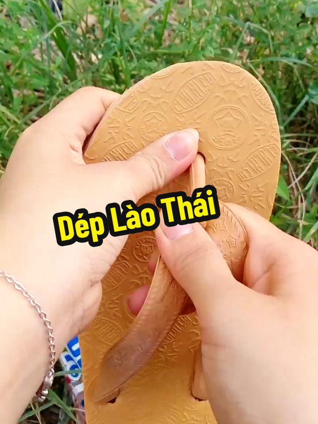 Dép Lào Thái ,siêu bền ,siêu hạt dẻ.#Mecuanhim #dep #deplao #deplaothailan #tonglao @Mẹ_Của_Nhím @Mẹ_Của_Nhím @Mẹ_Của_Nhím 