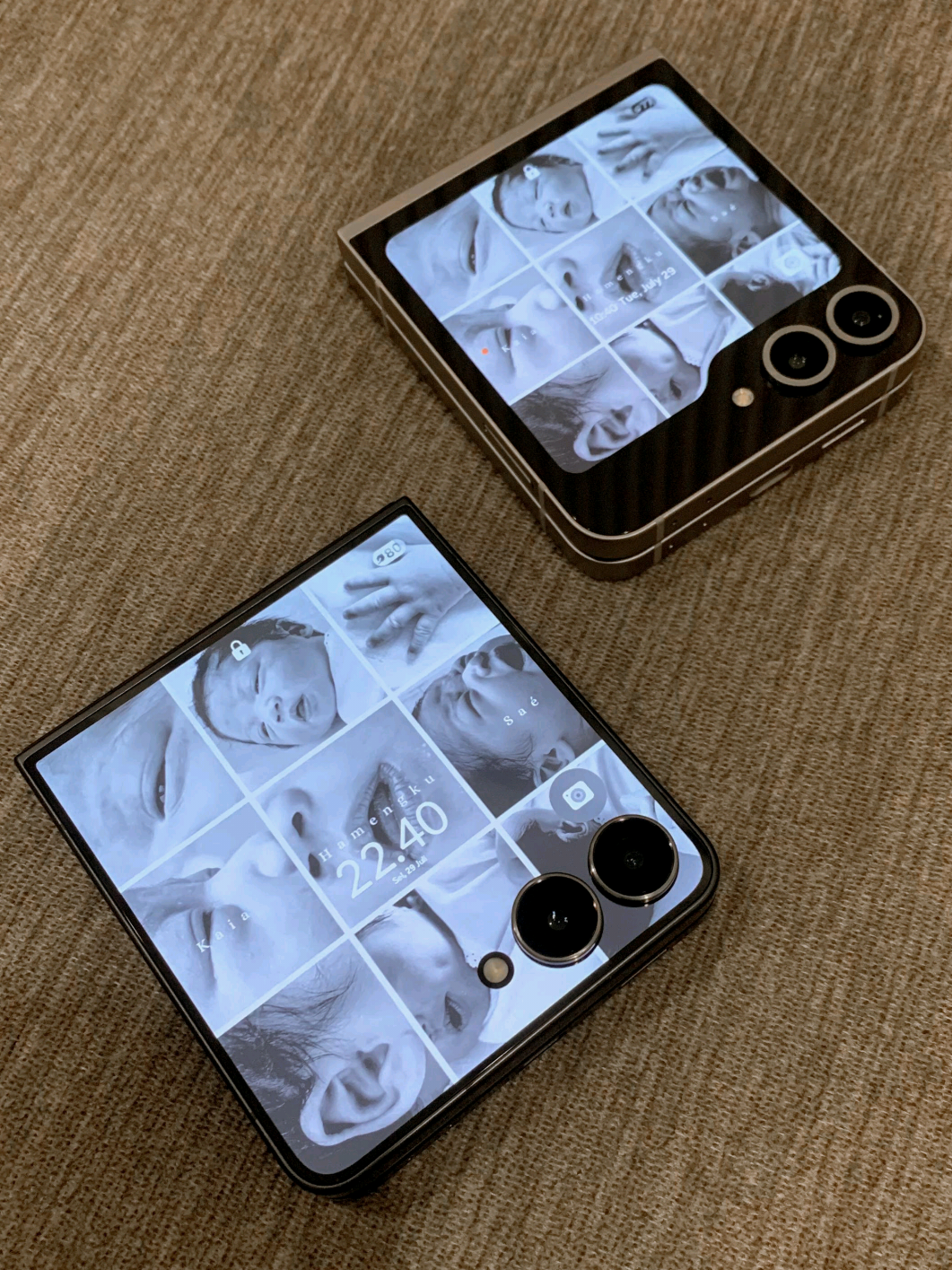 after a long wait of pre order !!! Z flip 7 in jet black 🖤 should i preloved my old flip phone? 🙄 #samsungunpacked  #samsungzflip7  #zflip7jetblack 