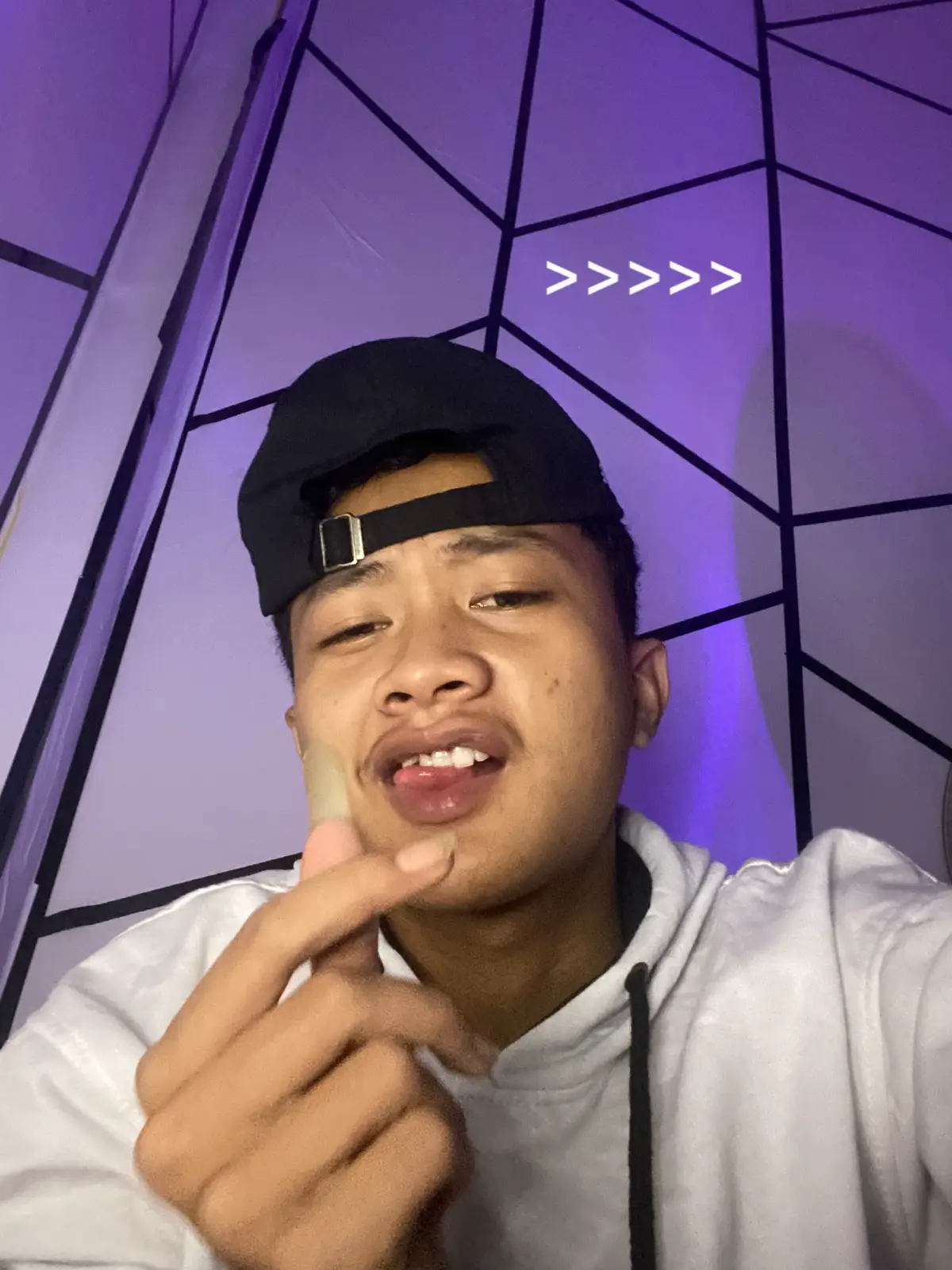 ayo wktu itu nyuruh