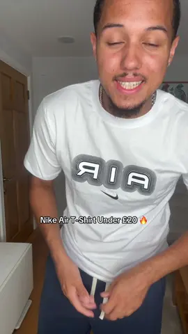 This T-shirt has just landed and is on sale 🔥 #nike #fashion #tiktokmademebuyit #dealdrops #vivisports 