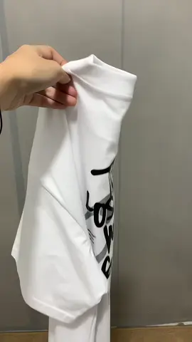 Super kecee parahhh🤙🏻cocok bgt buat nongkrong ,buat jalan sma pcr🤗jgn sampai ke habisan❗️🤙🏻#bajukeren #kaoskeren #kekinian #oversizedshirt #rekomendasi #fypシ゚viral 