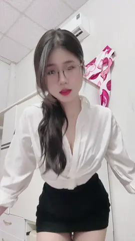 👩🏻‍🏫👩🏻‍🏫#fyp #xuhongtiktok 