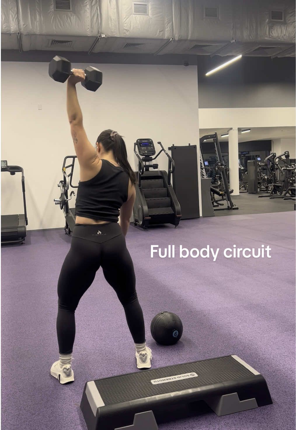Little circuit cos I was feeling energetic ⚡️  X15 jump squats  X10 snatches (each side)  X10 slam balls  X10 burpee broad jumps  Repeat 4 times 🥵 #pcos #pcosawareness #fyp #GymTok #pcossupport #gym #fullbodyworkout #circuittraining #cyclesyncingworkout #realbodies #insulinresistance #realbodiesinthegym #gymcircuit #gymgirl #gymgirlsoftiktok #squatjumps #snatches #midsize #midsizegymgirl #burpees #slamballs 