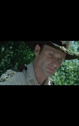 إذا عجبك المقطع حط متابعه 🤍      #fyp #fypシ゚ #viral #trending #foryoupage #foryou #tiktok #explore #twd #thewalkingdead #the_walking_dead #rickgrimes 