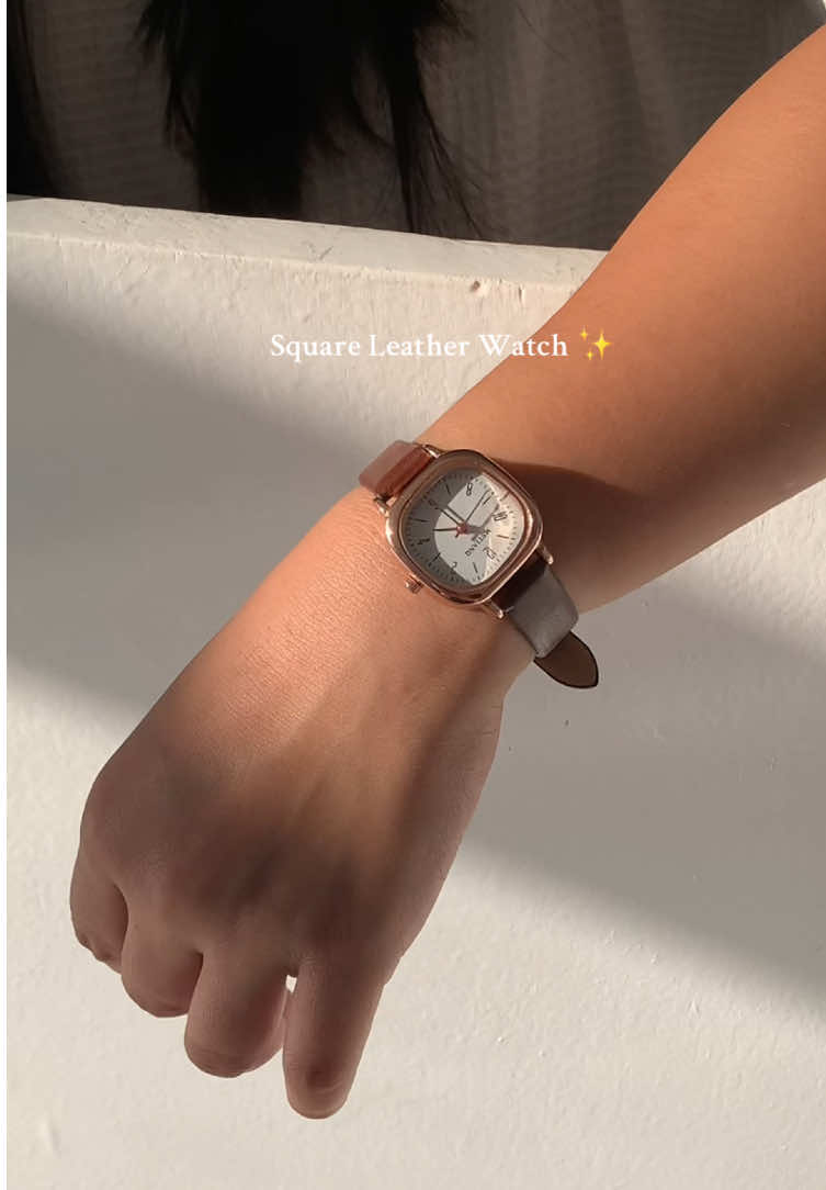 Surprise your girl with this square leather watch ✨ #watchforwomen #leatherwatch #watchesforwomen #leatherwatchstrap 