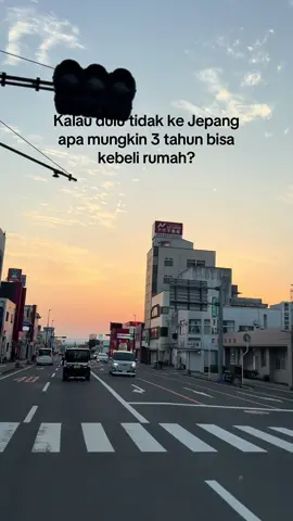 Kalau hanya lulusan SMA/SMK terus kapan punya rumahnya? Ambil resikonya untuk masa depan yg lebih tertata. Semangat buat yg sedang berproses. #anakrantau #pejuangdevisa #kenshuseijapan🇮🇩🇯🇵🎌 #kenshuseijapan🇮🇩🇯🇵 #magangjepang #fyp 