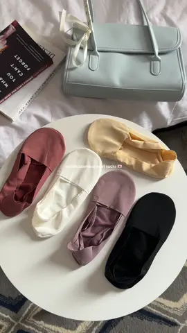 ice-silk non slip socks ✨ super gandaaaa! speechless 🧦 #silksocks #icesilknonslipsocks #dollshoessocks #socks 