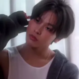 he’s lucky that there’s a screen blocking me from pouncing onto him #nct #wish #nctwish #riku #maedariku #nctedit #nctwishedit #rikuedit #kpop #edit #kpopedit #kpopfyp #fyp #viral 