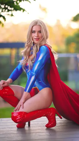 Who’s that girl 👀 #supergirl #superman #trend #cosplay #aussie 