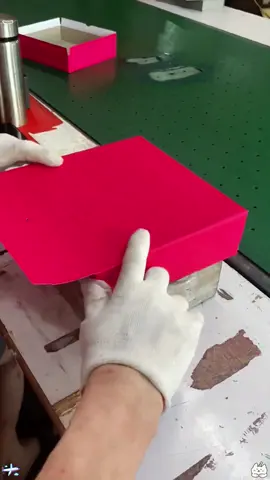 #package #giftbox #carton #packaging #packagingbox #fyp #foryou #factory 