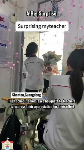 Students surprise their teachers #surprise #teachersoftiktok #teacher #happybirthday 