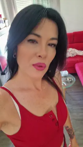 Buenos dias 🥰🥰😘#tumorenafavorita #ay #granada #besitos #morenadegranada #🔥🔥🔥🔥🔥🔥🔥🔥🔥🔥 