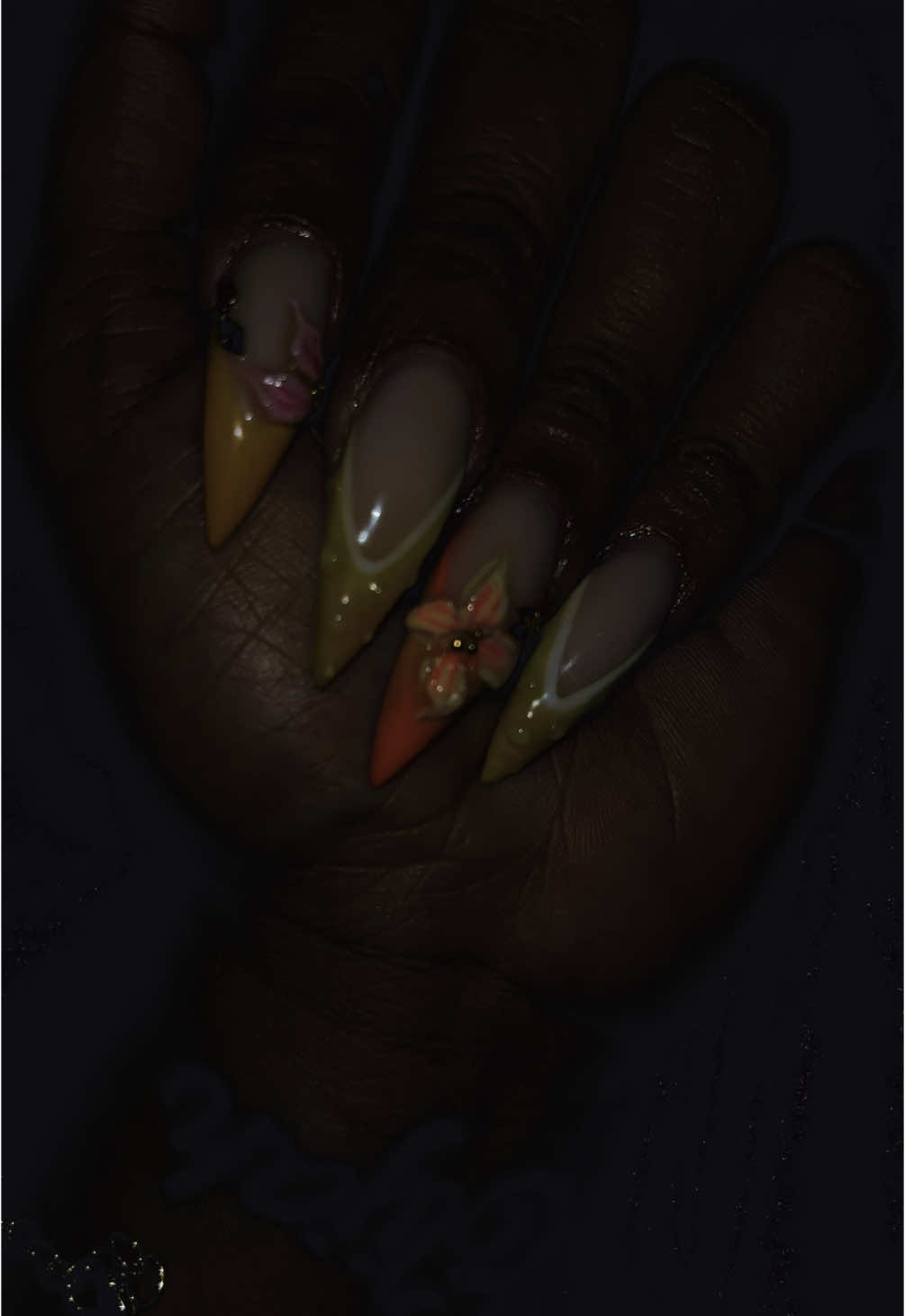 self taught everything 🤏🏼🥰🦍 #nailtech #blackgirlnails #fyp #nailinspo 